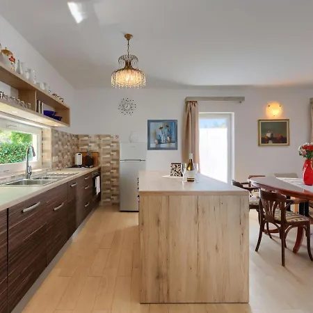 Sosi By Interhome *