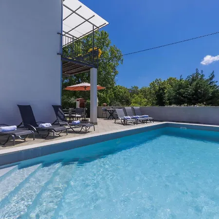 Sosi By Interhome Umag